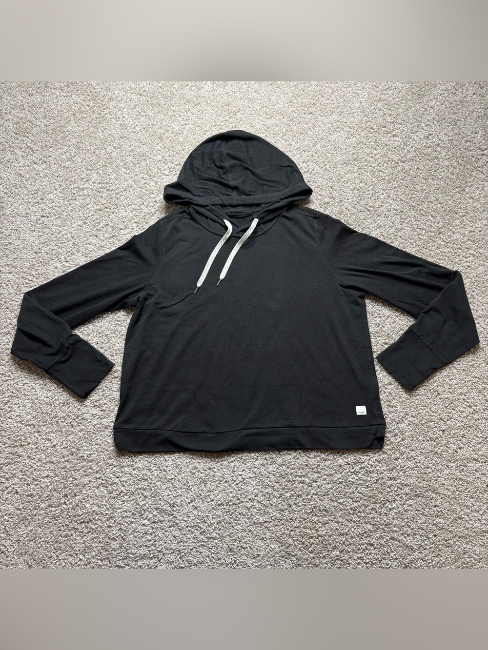 Vuori Women's Halo Essential Hoodie